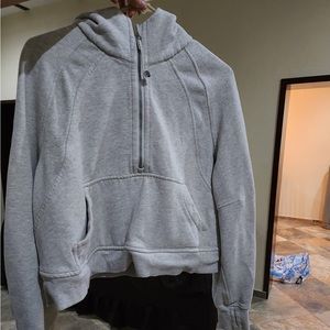 Lulu lemon sweater brand new without tags.